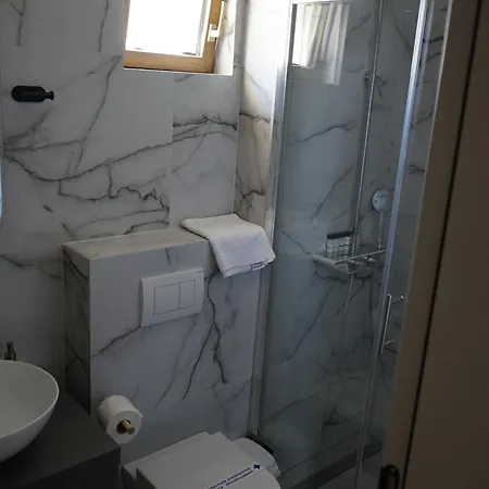 Apartment Ghega With Pool Zadar