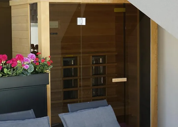 公寓 Ghega With Pool 扎达尔