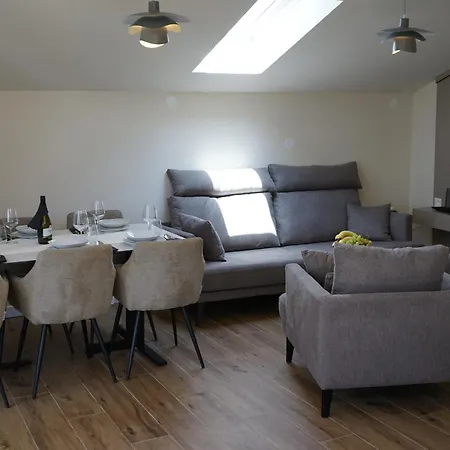 Ghega With Pool Apartment Zadar