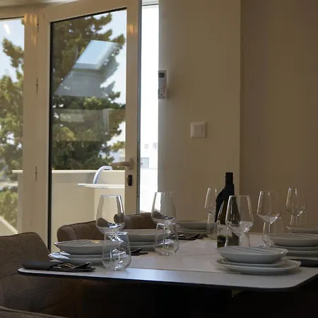 Ghega With Pool Apartment