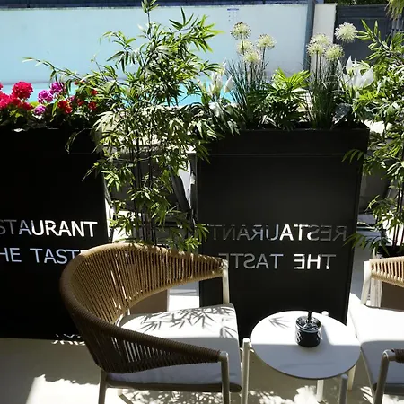 Ghega With Pool Apartment