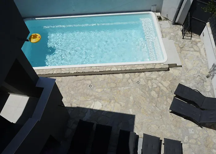Ghega With Pool Διαμέρισμα Ζαντάρ